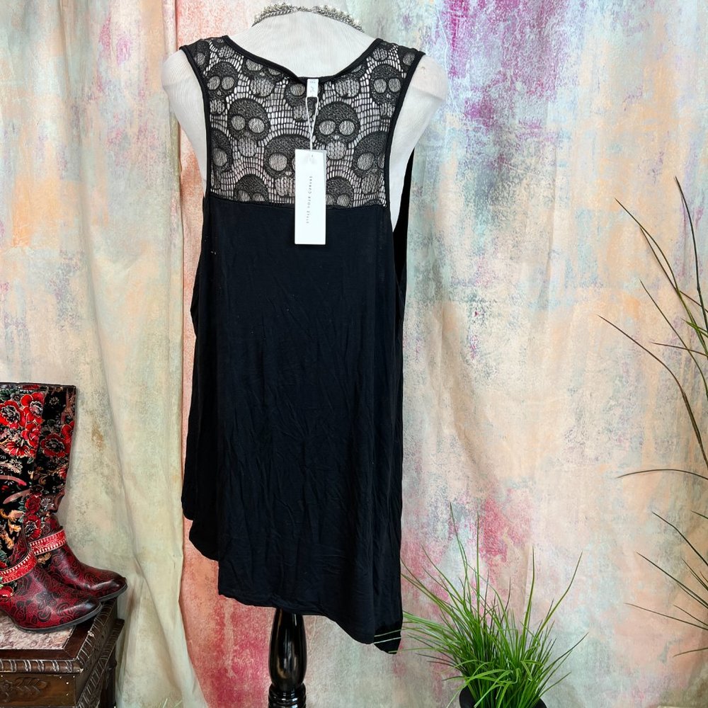 NEW 📌Rosegal Asymmetrical Long Skull Print Gothic Tee -Top & Lace with Skulls - Picture 2 of 16